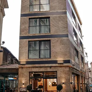 Fama Karakoey Istanbul