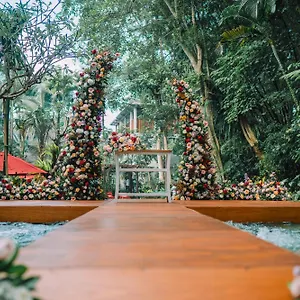 Anandadara & Hotel Ubud